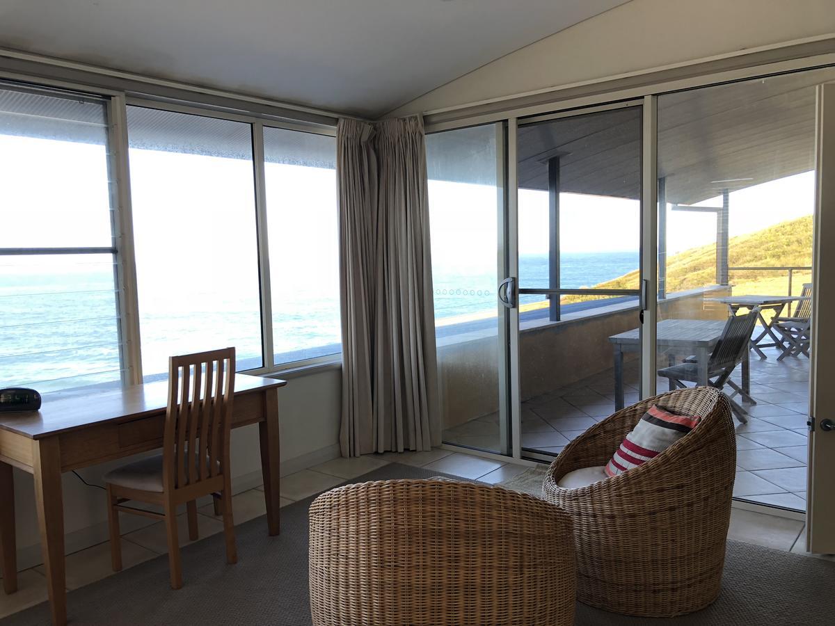 Oceanscape Luxury Beachfront Villas Scotts Head Pokoj fotografie